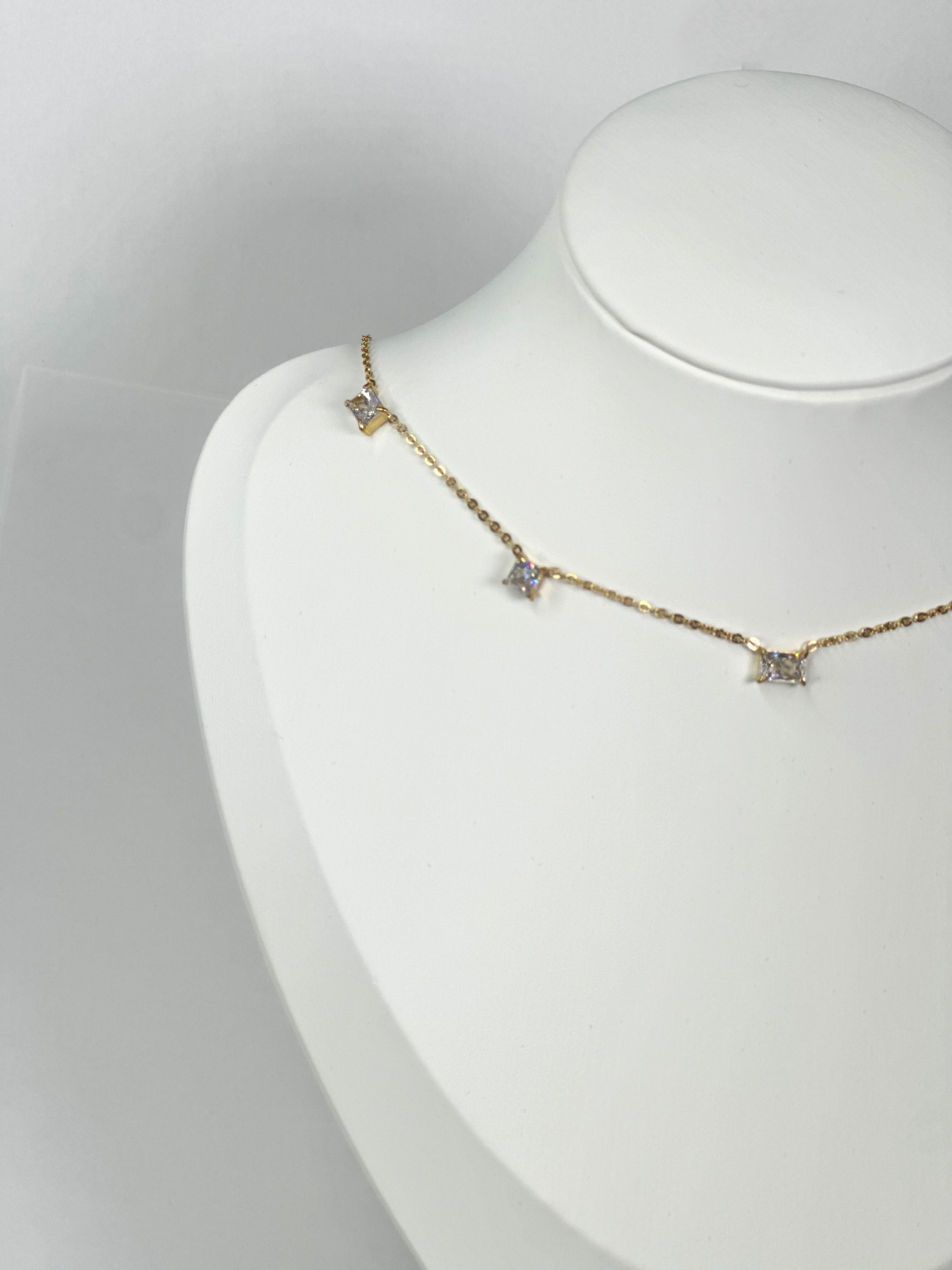 Collier Kelia