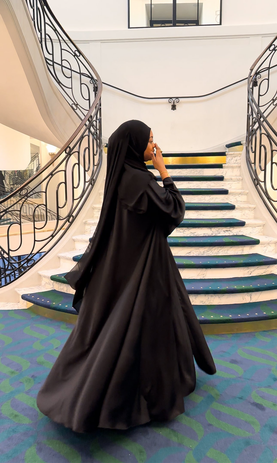 Abaya Médina – Collection Signature Divine