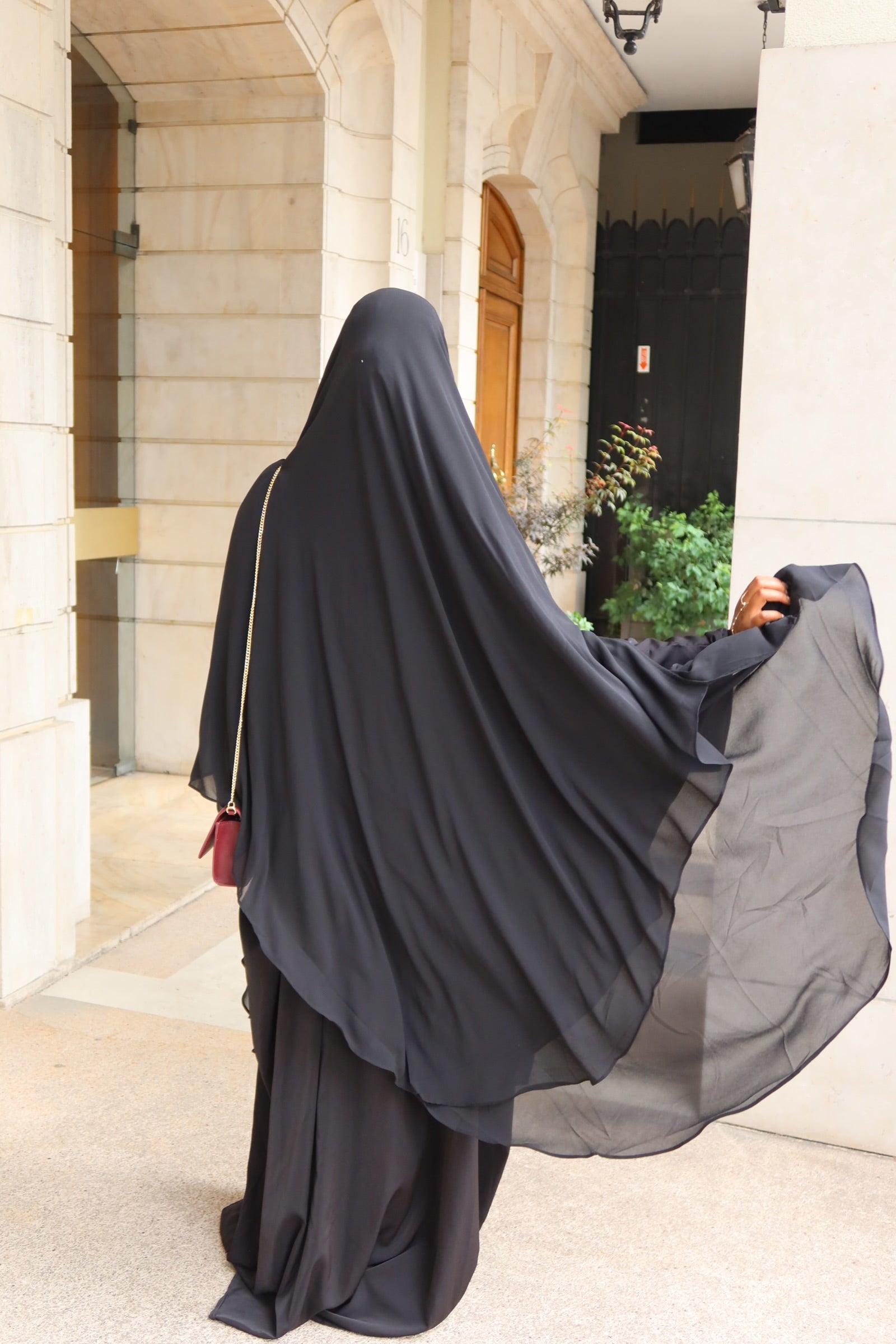 Khimar Sham’s XXL – Couvrance Élégante & Fluide