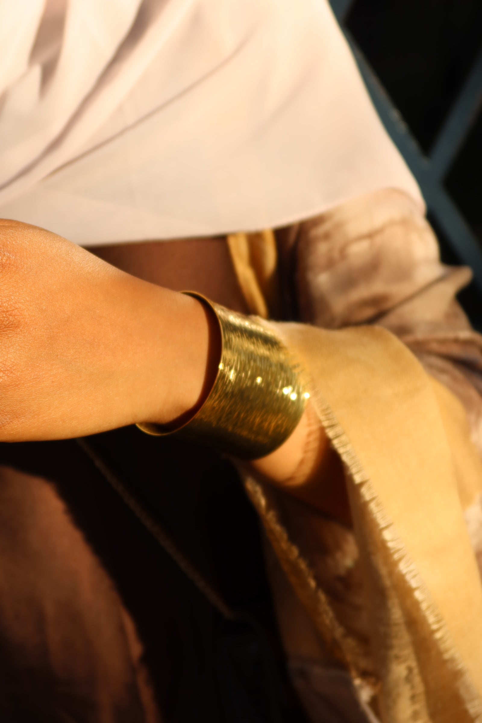 E M Y

Bracelet manchette