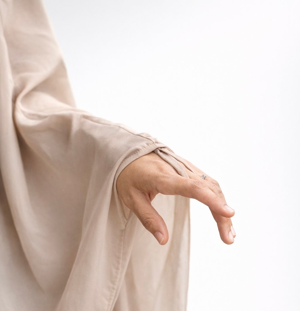 Q U E E N

Jilbeb signature