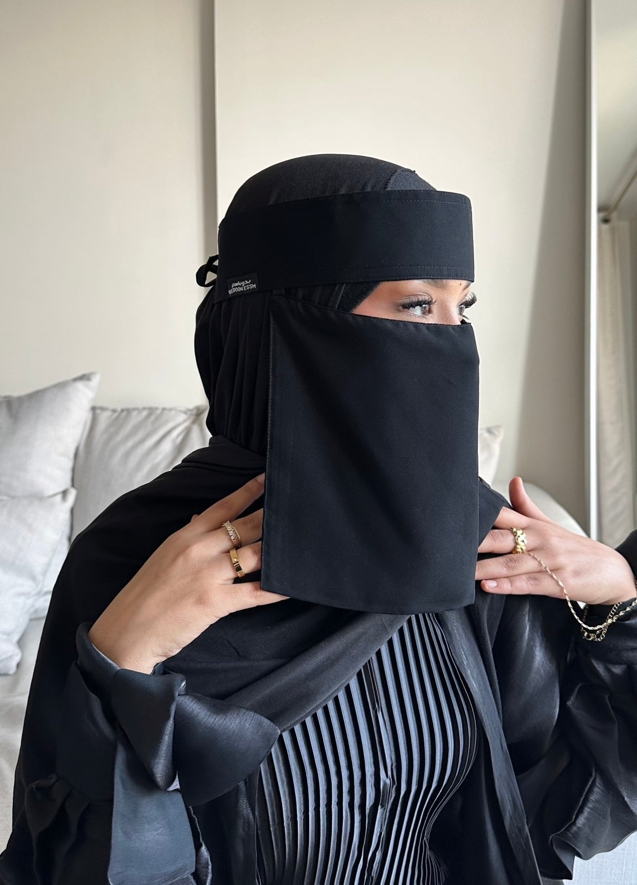 Niqab shams