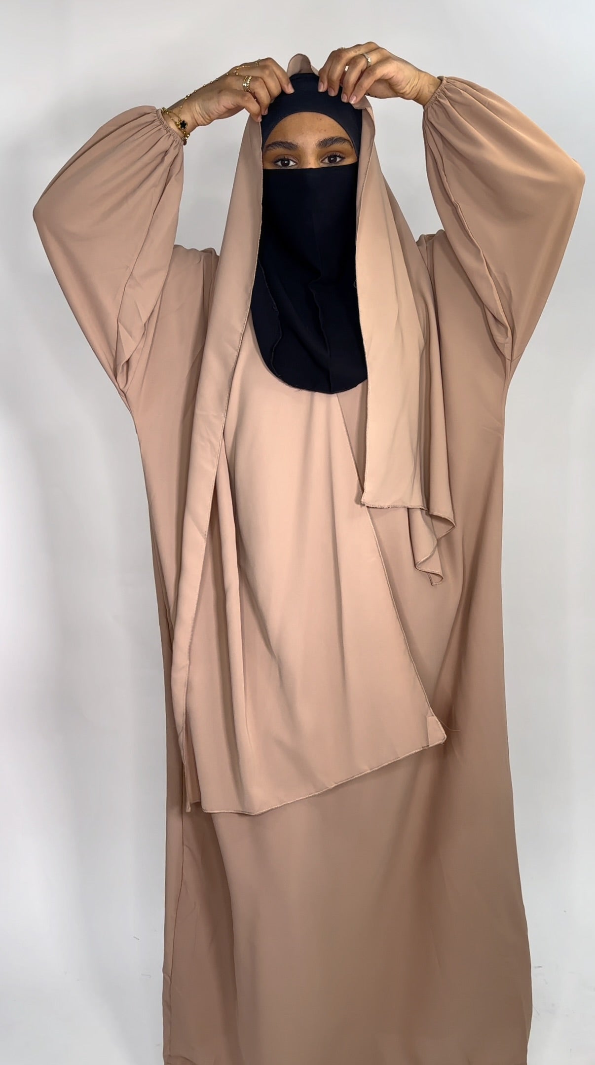 Abaya voile intégré beige
