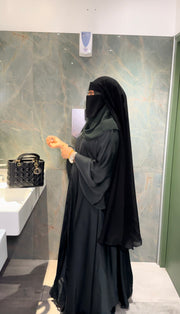 Cape Asma – Élégance Aérienne et Polyvalence Modeste