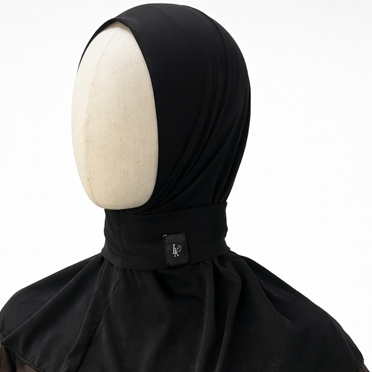 E S S E N C E
 – Cagoule Signature