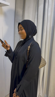 E S S E N C E
 – Cagoule Signature