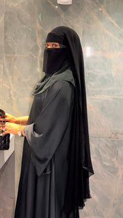 Cape Asma – Élégance Aérienne et Polyvalence Modeste