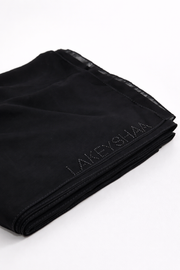 H I J E B   S I G N A T U R E